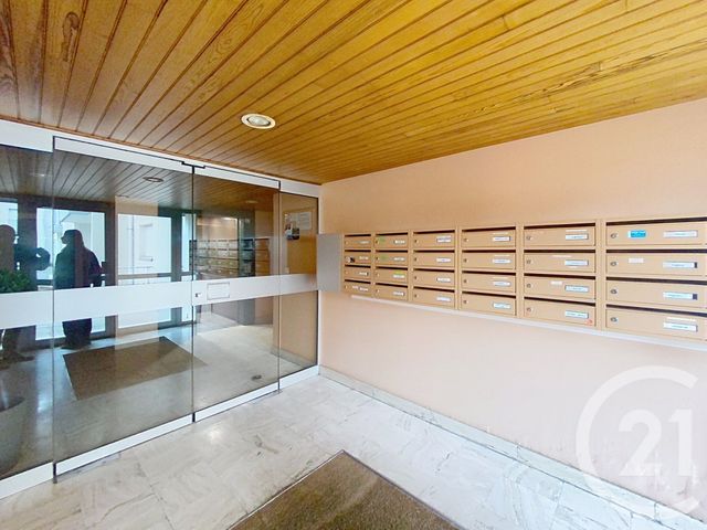 Appartement F2 bis à vendre - 2 pièces - 64.63 m2 - ST MALO - 35 - BRETAGNE - Century 21 Saint-Servan