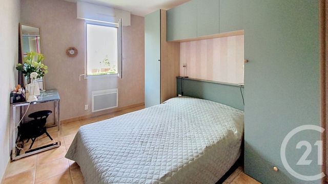 Appartement T3 à vendre - 3 pièces - 57.4 m2 - ST JOUAN DES GUERETS - 35 - BRETAGNE - Century 21 Saint-Servan