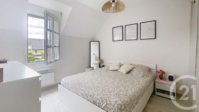 Appartement T3 à vendre - 3 pièces - 70.17 m2 - ST JOUAN DES GUERETS - 35 - BRETAGNE - Century 21 Saint-Servan