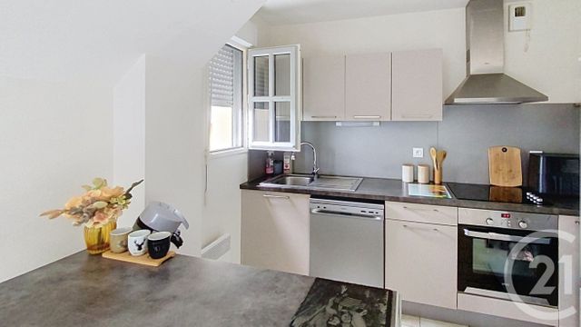 Appartement T3 à vendre - 3 pièces - 70.17 m2 - ST JOUAN DES GUERETS - 35 - BRETAGNE - Century 21 Saint-Servan