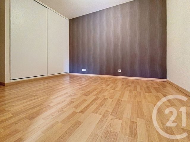 Appartement T2 à vendre - 2 pièces - 50.4 m2 - ST MALO - 35 - BRETAGNE - Century 21 Saint-Servan
