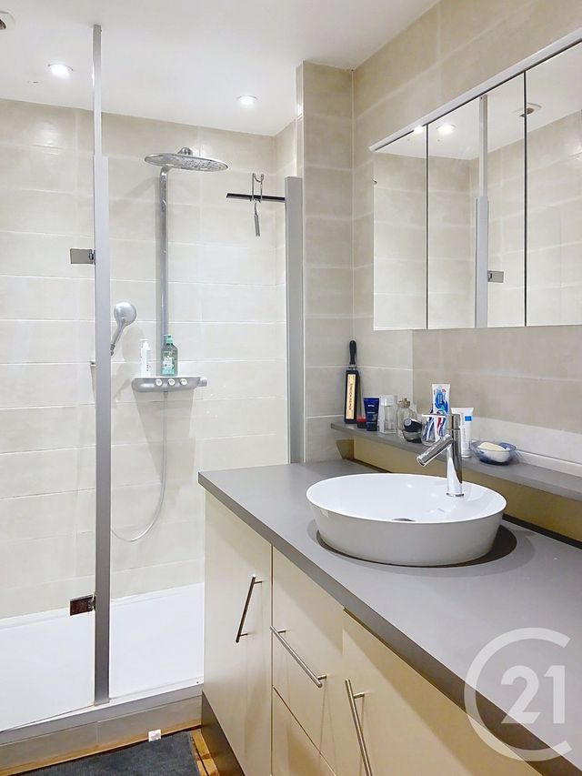 Appartement T3 à vendre - 3 pièces - 70.67 m2 - ST MALO - 35 - BRETAGNE - Century 21 Saint-Servan