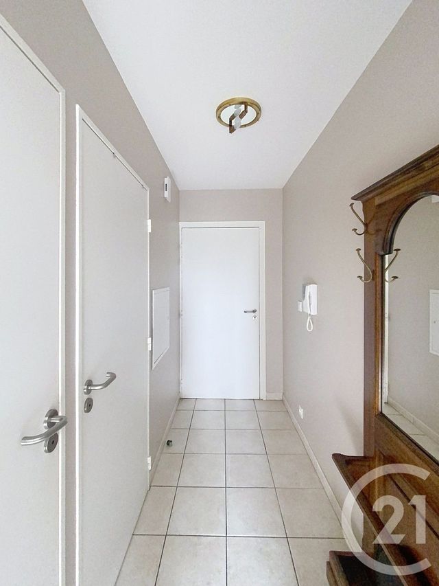 Appartement T3 à vendre - 3 pièces - 68.18 m2 - ST JOUAN DES GUERETS - 35 - BRETAGNE - Century 21 Saint-Servan