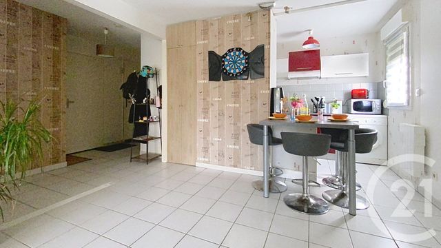 Appartement T2 à vendre - 2 pièces - 48.49 m2 - PLEURTUIT - 35 - BRETAGNE - Century 21 Saint-Servan