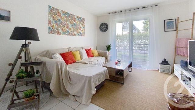 Appartement T2 à vendre - 2 pièces - 48.49 m2 - PLEURTUIT - 35 - BRETAGNE - Century 21 Saint-Servan
